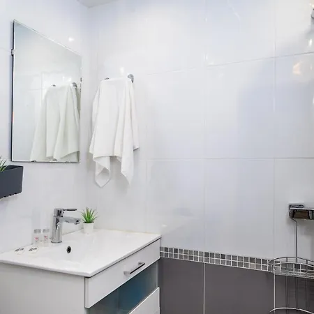 Unique Penthouse By Costarentals - Ref 80 *